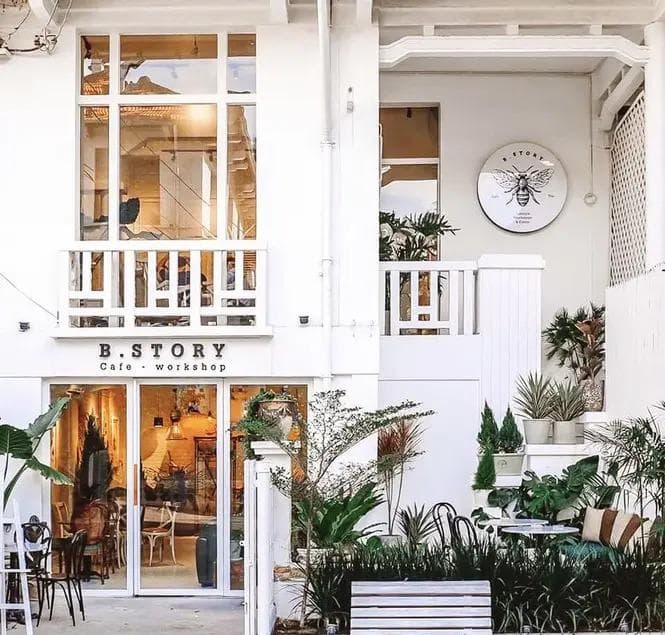 B.Story Café