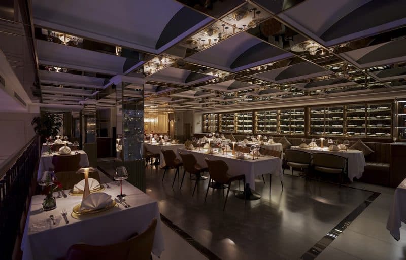 클라우드 나인 레스토랑 사이공 — photo 3