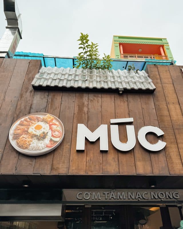 Com Tam Muc