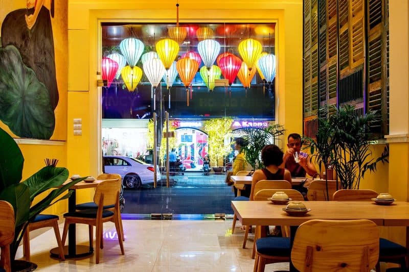 Đèn Lồng - Home Cooked Vietnamese Restaurant