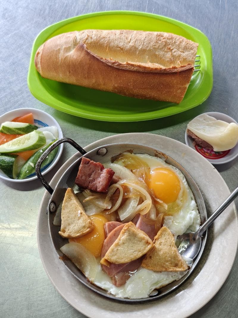 Bánh Mì Hòa Mã — photo 4