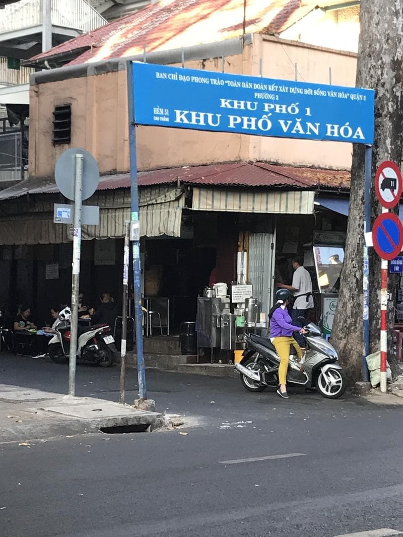 Banh Mi Hoa Ma