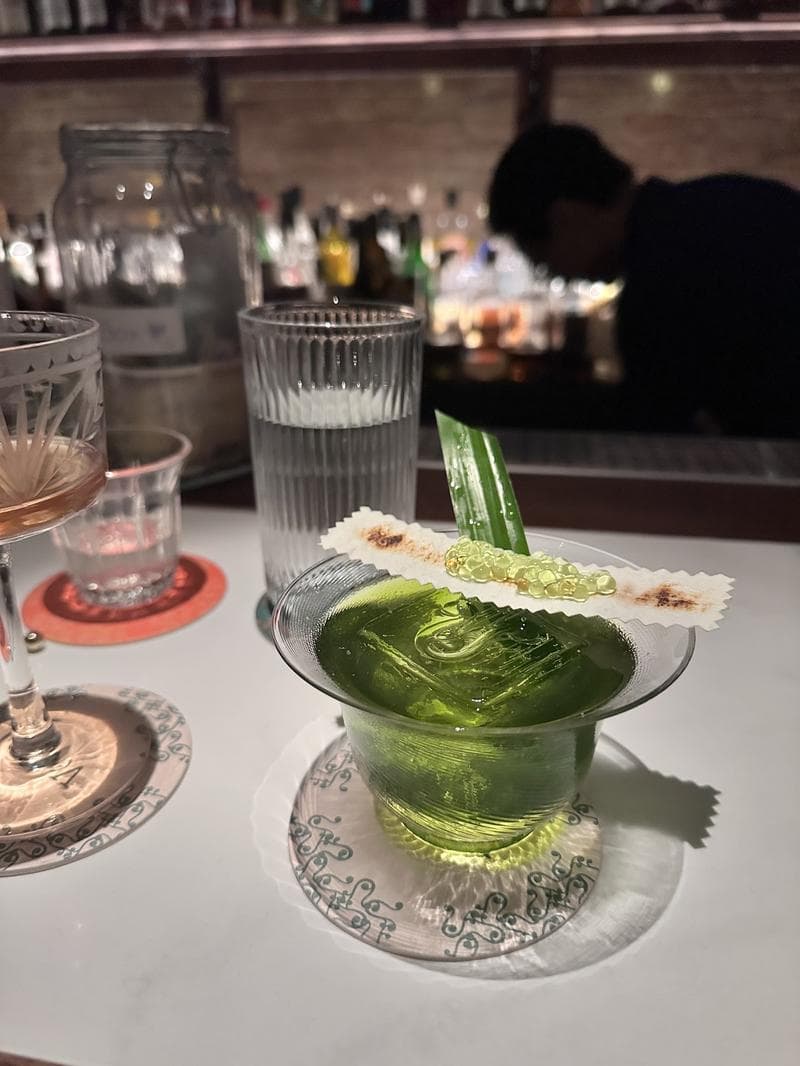Vesou Cocktail Bar — photo 6