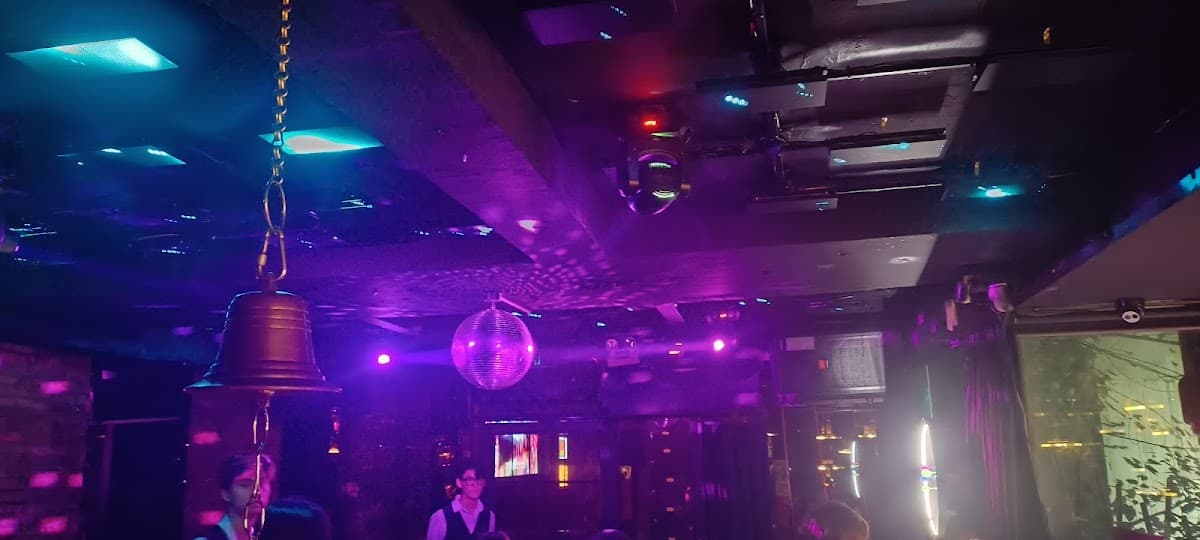 Elixir Lounge Bar — photo 6