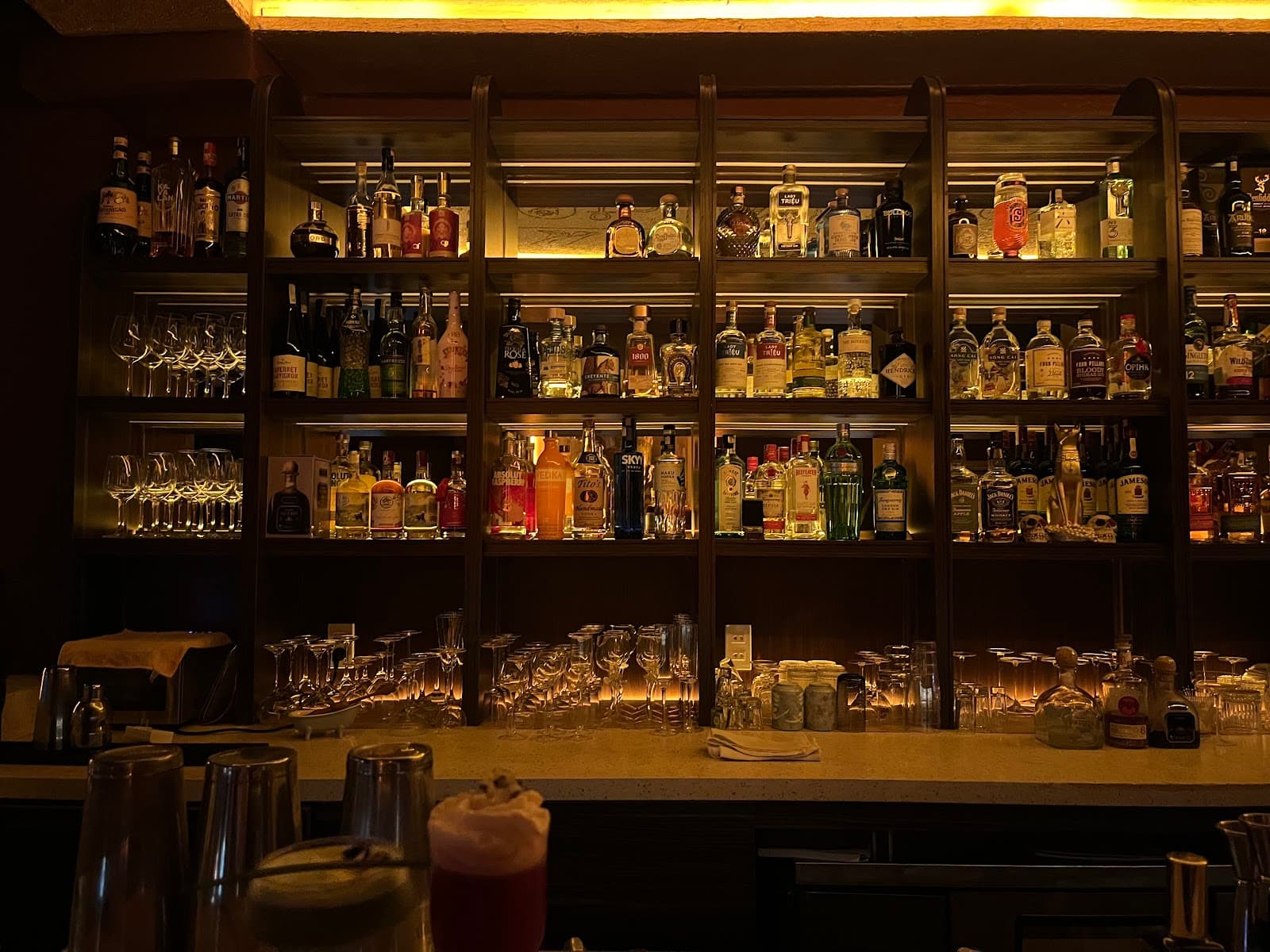 Loop 1 - Cocktail & Kitchen — photo 6