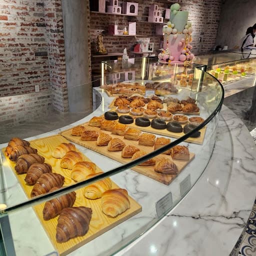 Vérité Patisserie — photo 3