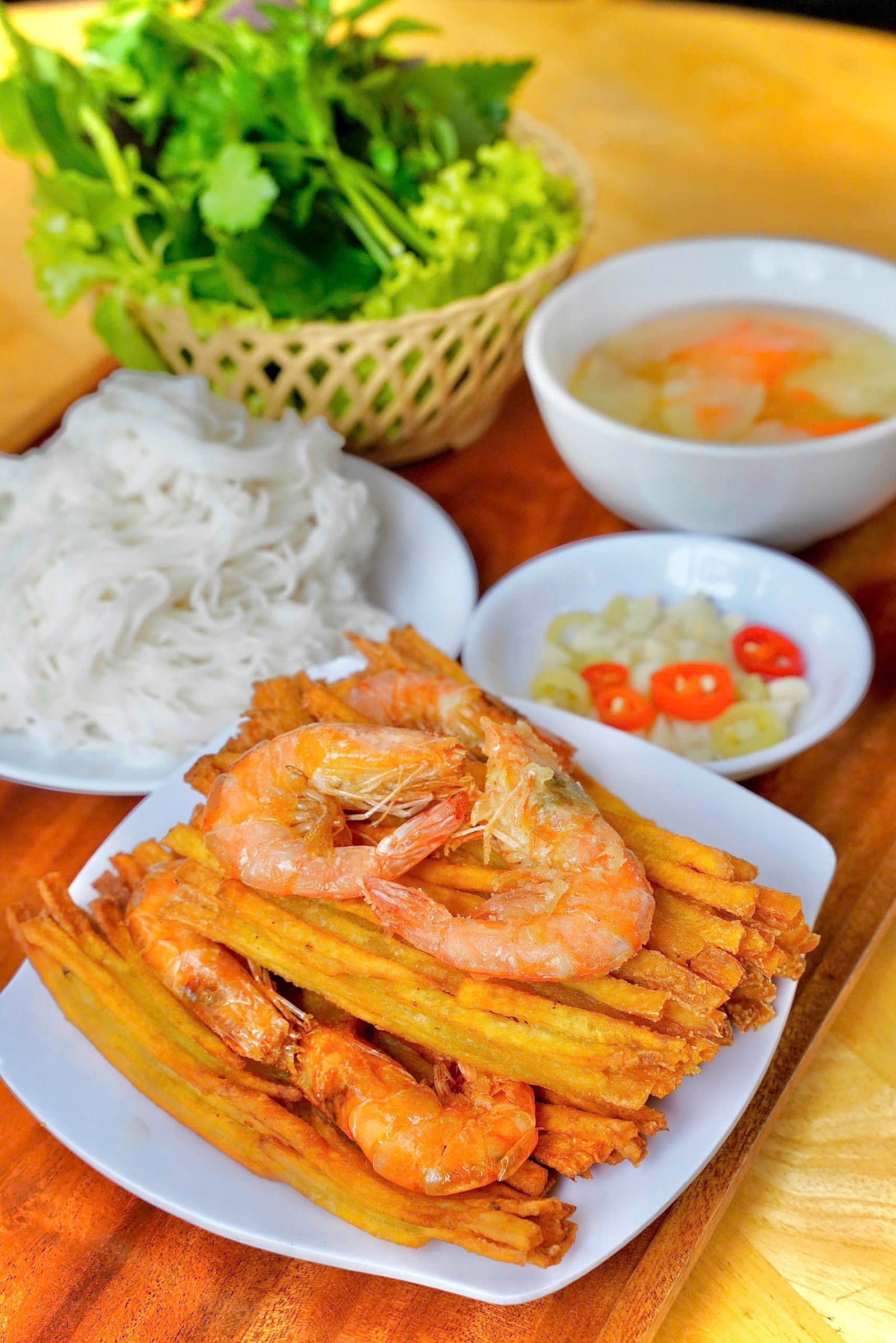 Bánh tôm của quán — ảnh do chủ quán đăng