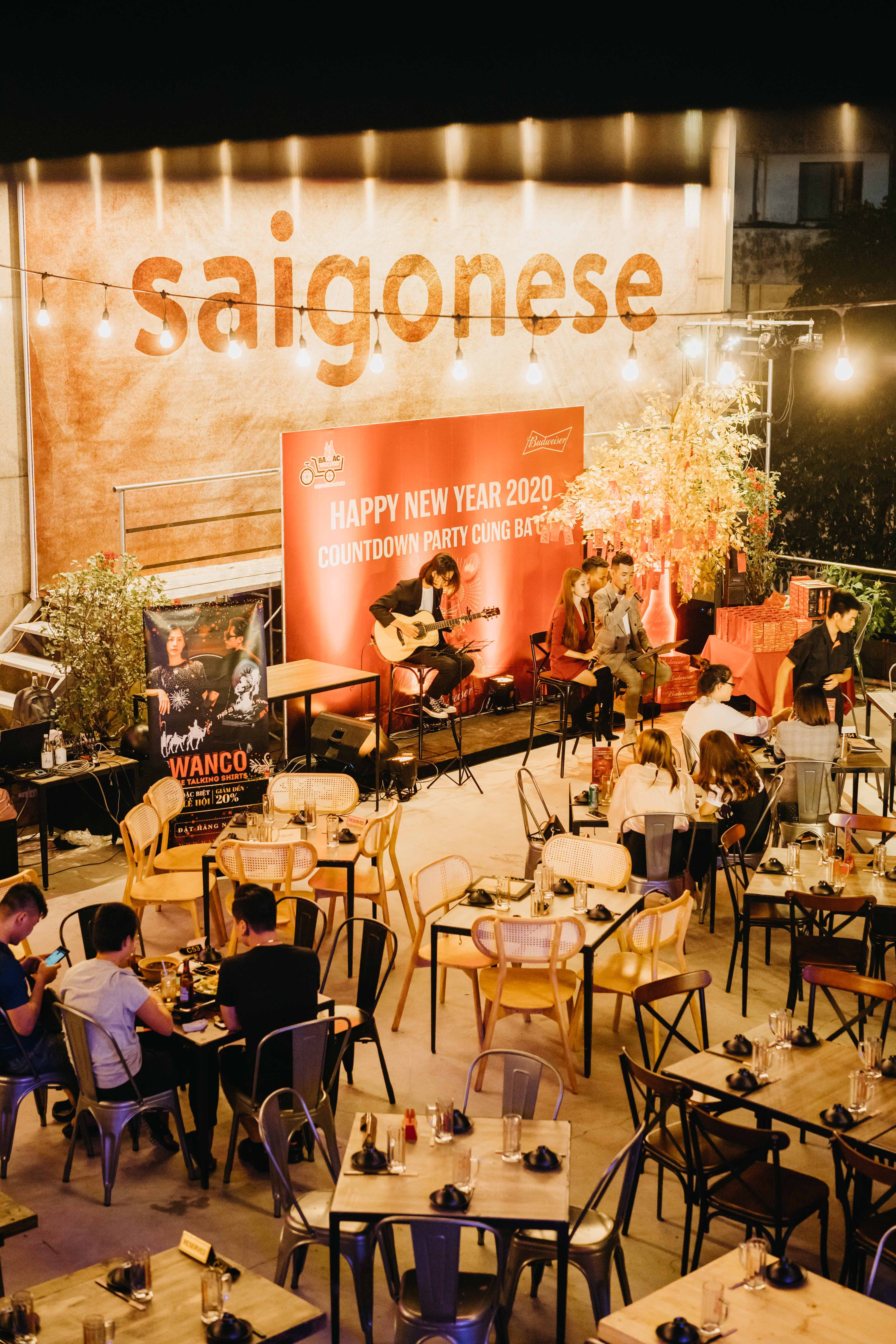 Đêm nhạc sống tại beer garden Ba Gác