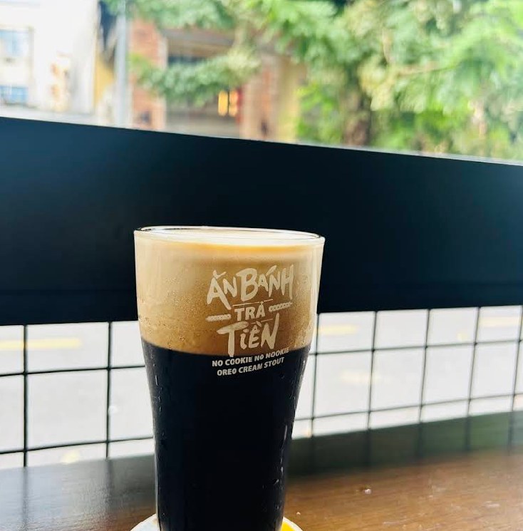 Ly stout kem Oreo với lớp bọt dày của BiaCraft
