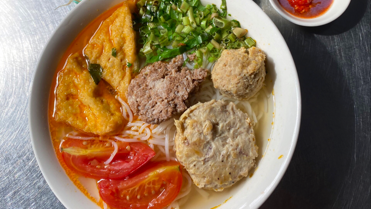 The Bún Riêu Cua Cô Dung storefront (pending the venue photo pass)