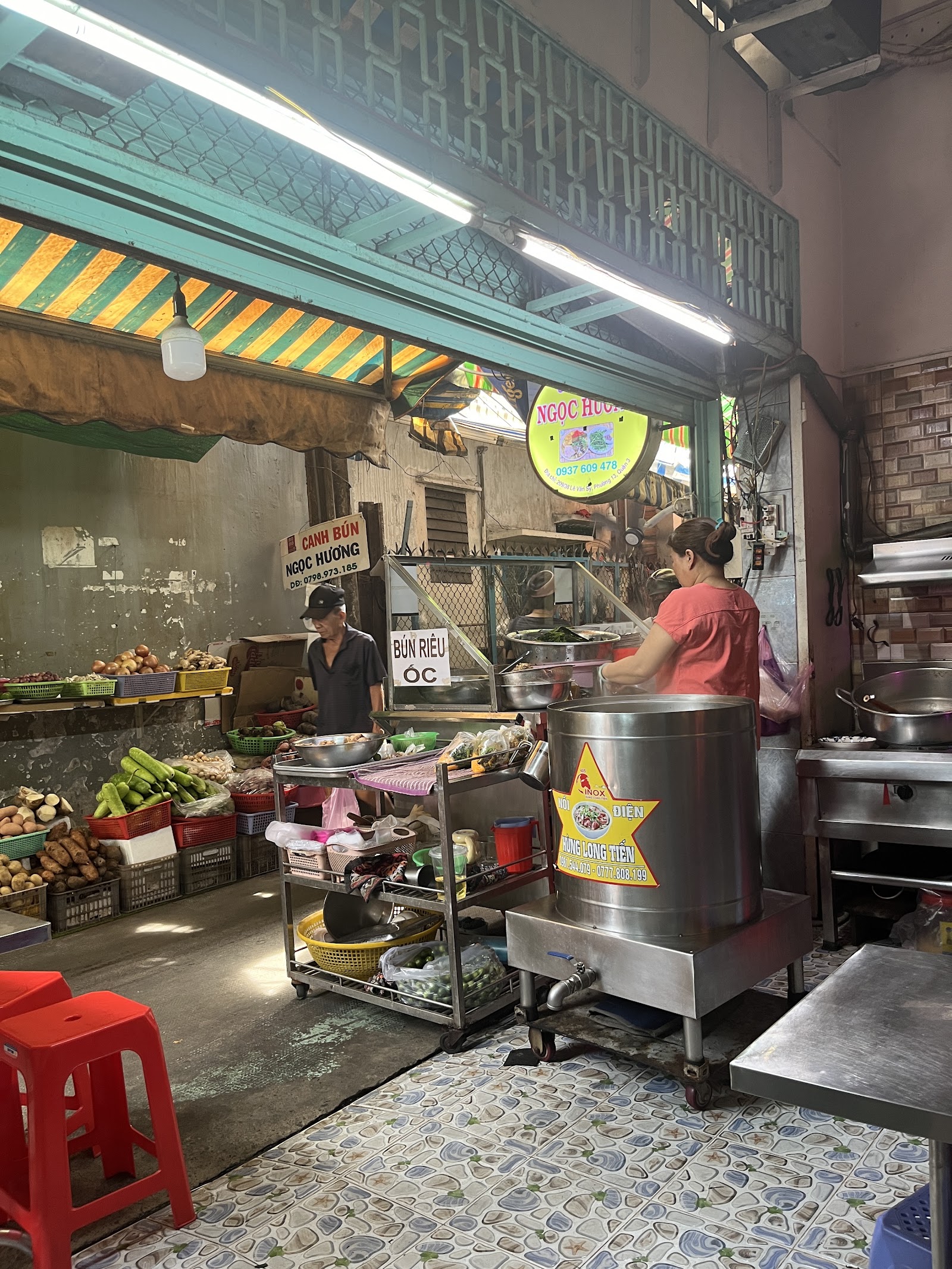 The Canh Bun Ngoc Huong stall (pending the venue photo pass)