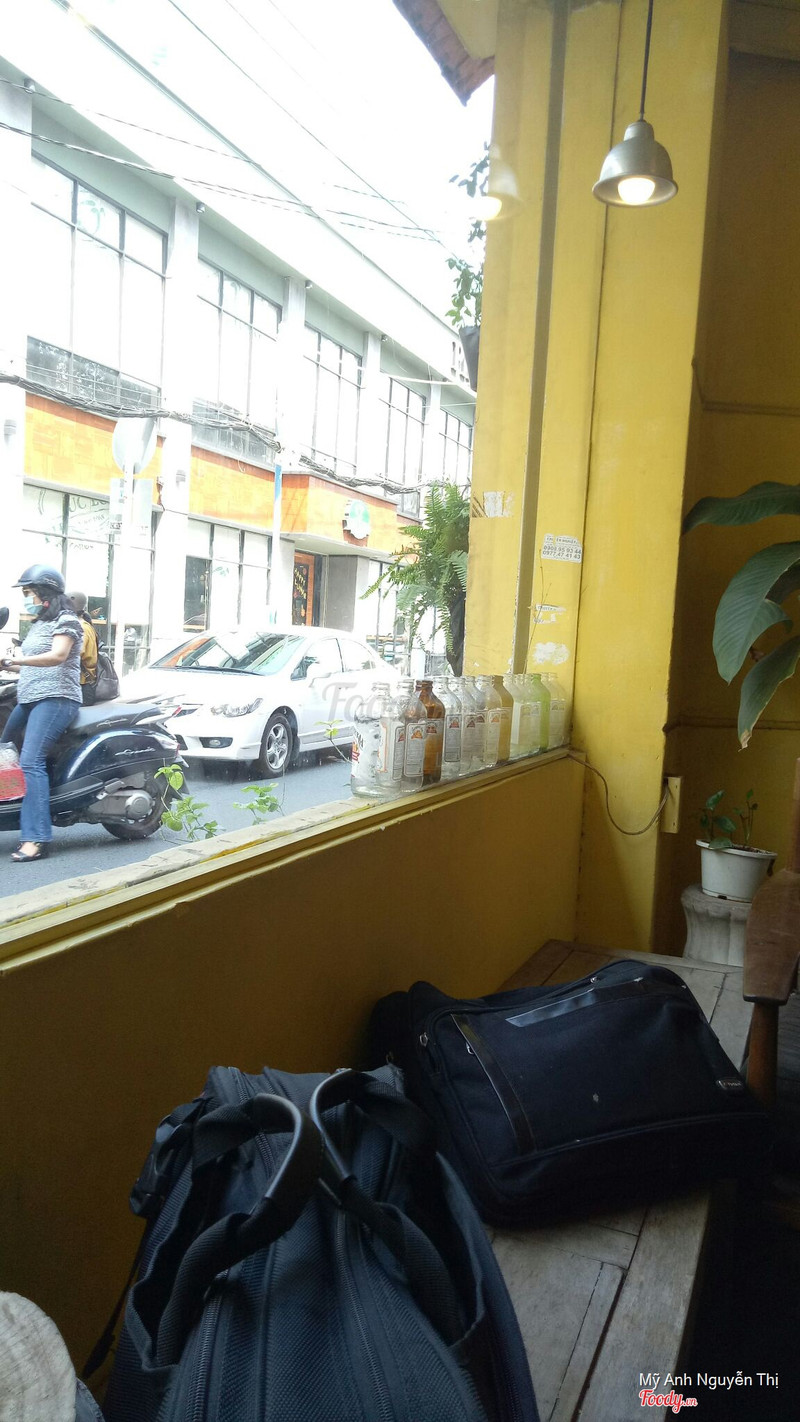 The yellow window-seat corner