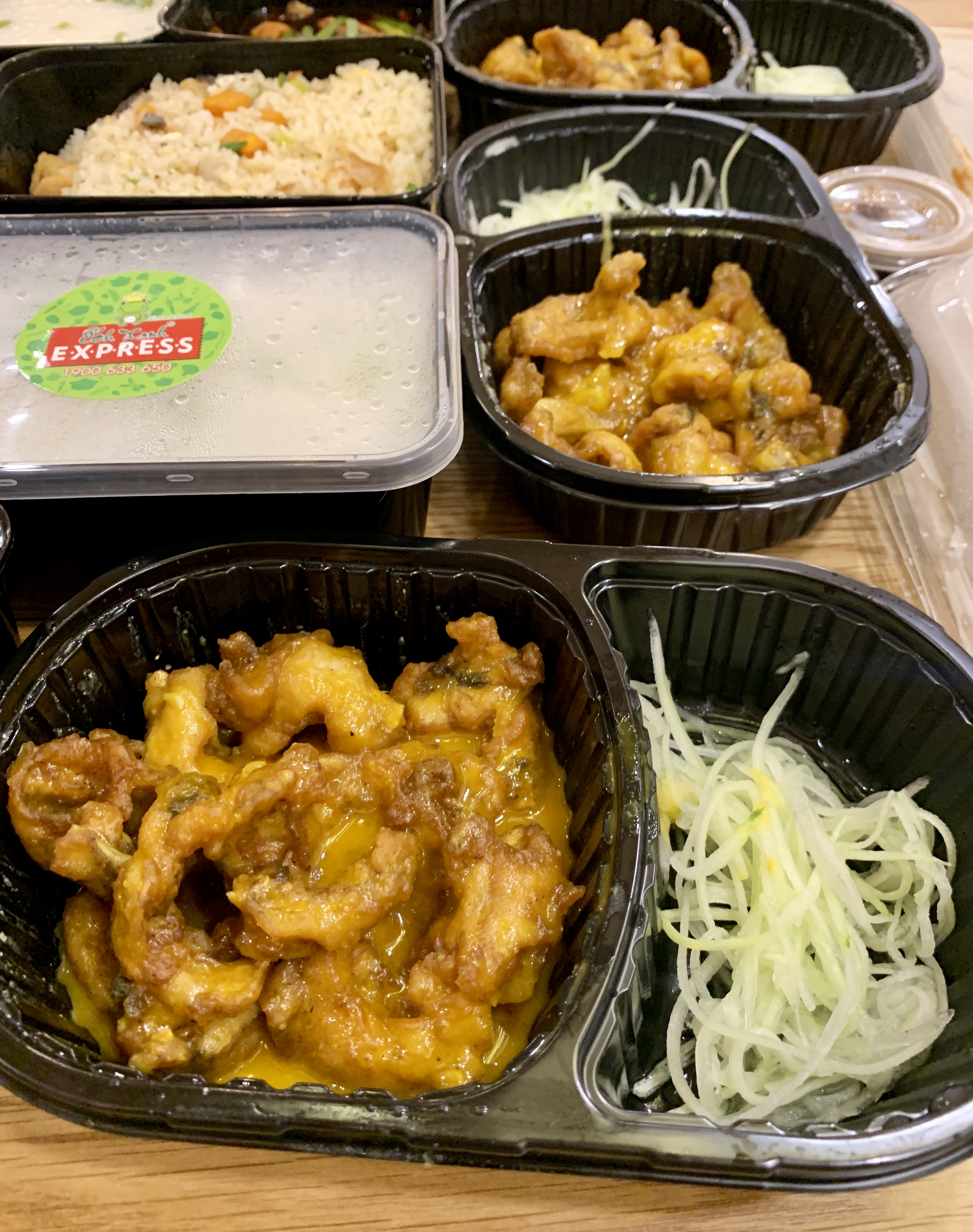 Món ếch tại Ếch Xanh