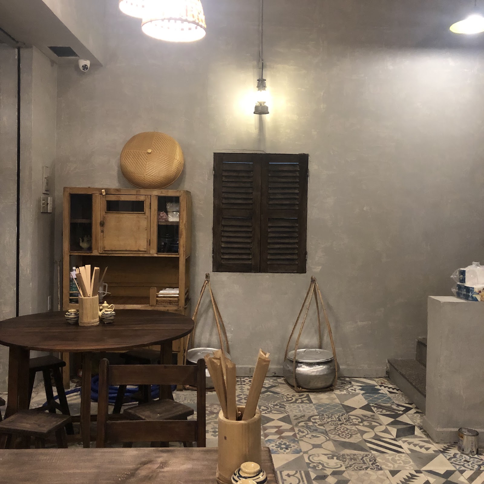 정겨운 장식 코너 (사진 촬영 대기 중)