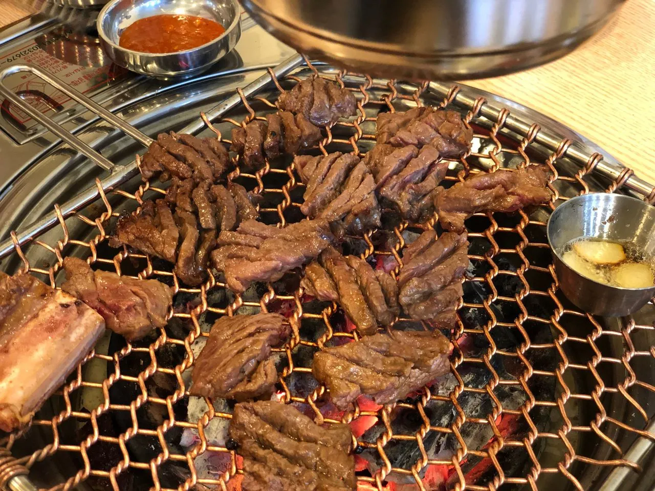 테이블 숯불 그릴 — 참고용 사진