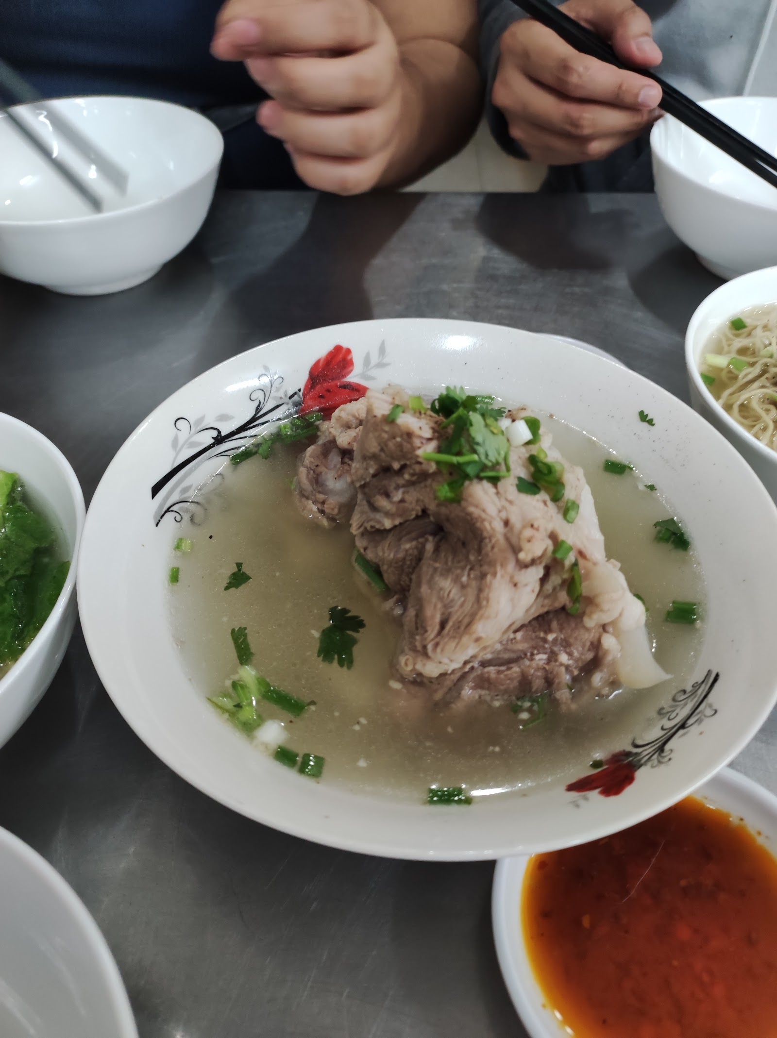 Tô súp xương hầm — ảnh của khách