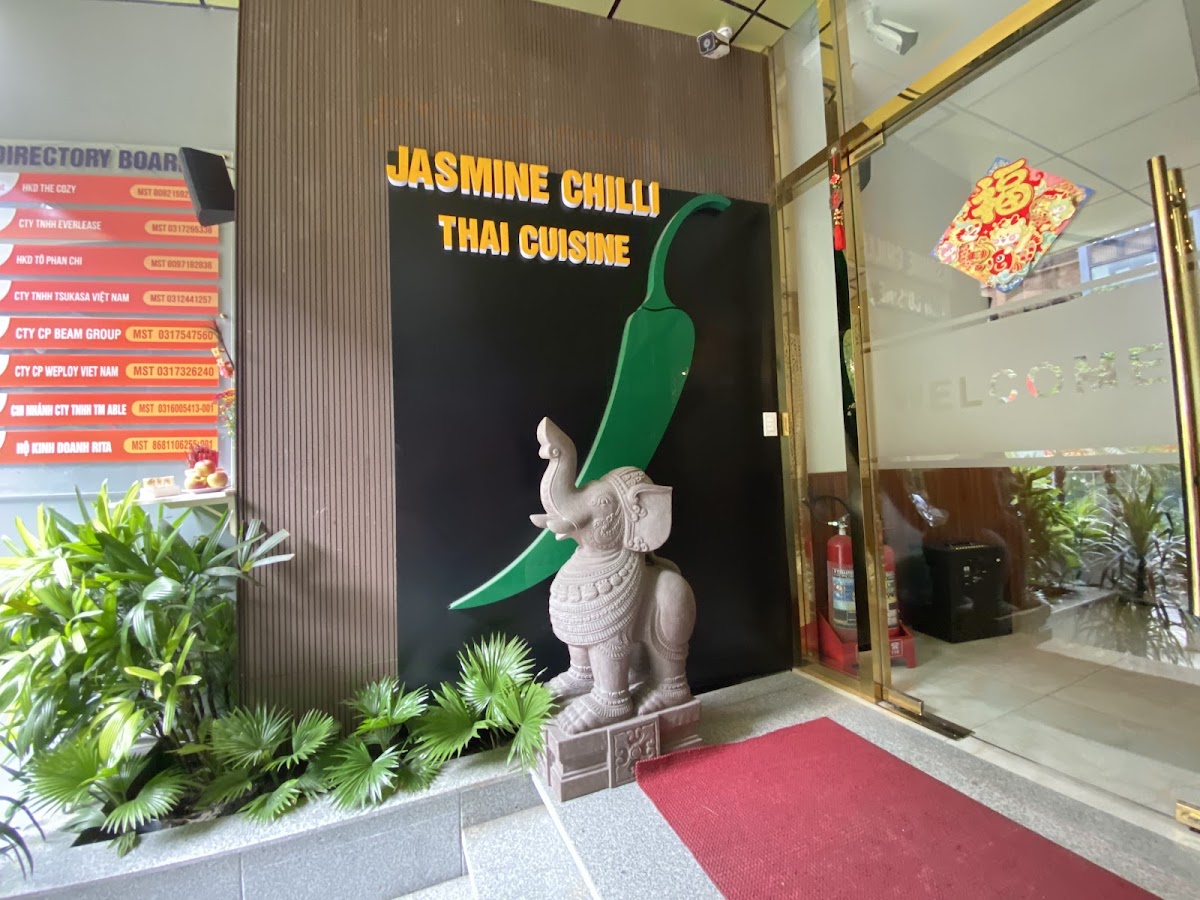 Jasmine Chilli Thai Cuisine entrance, 12B–14B Ngo Van Nam