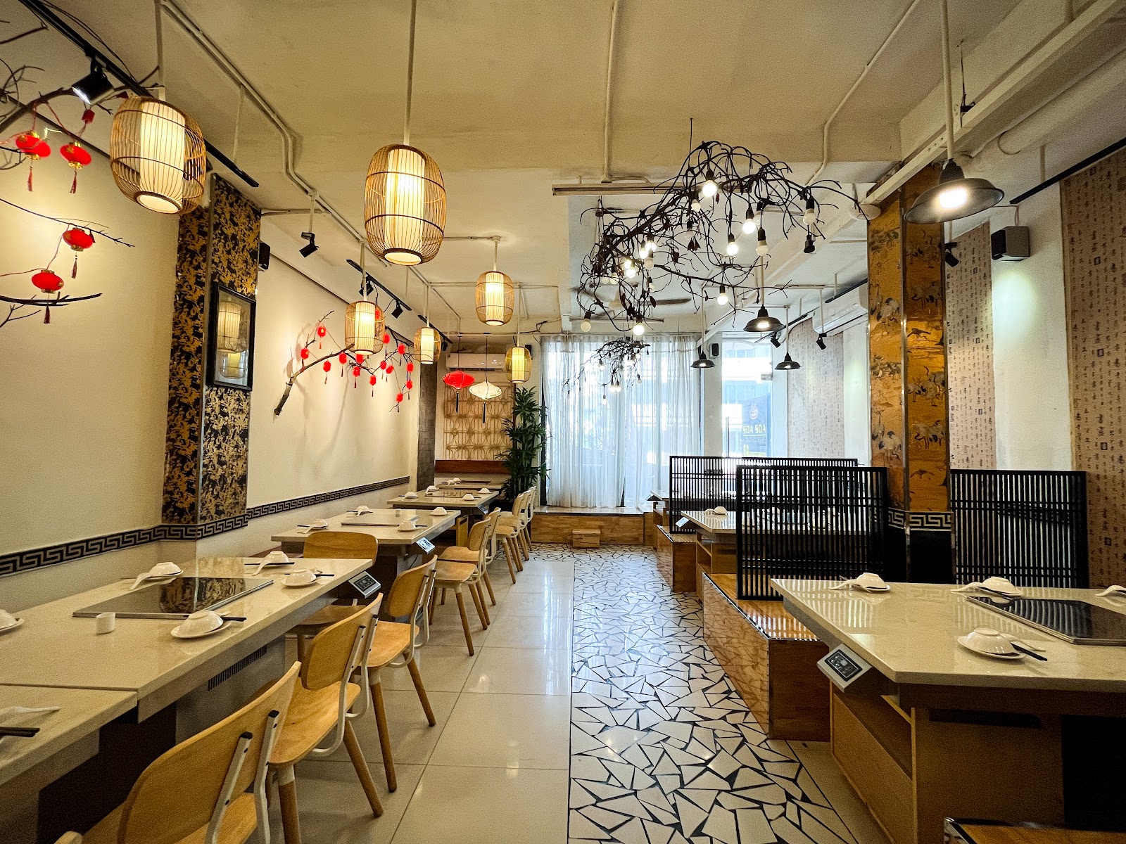 The roaring hotpot at Lẩu Soa Soa