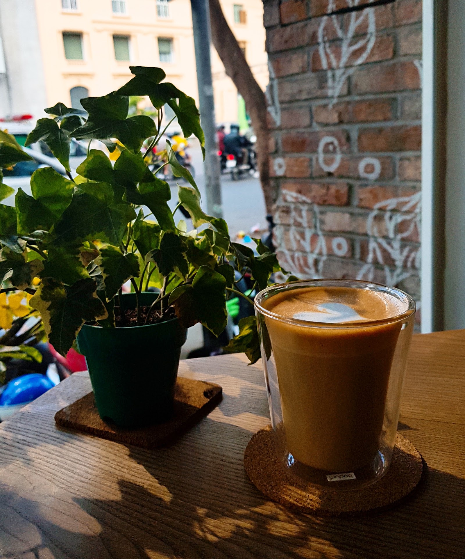 Espresso from the La Marzocco Strada
