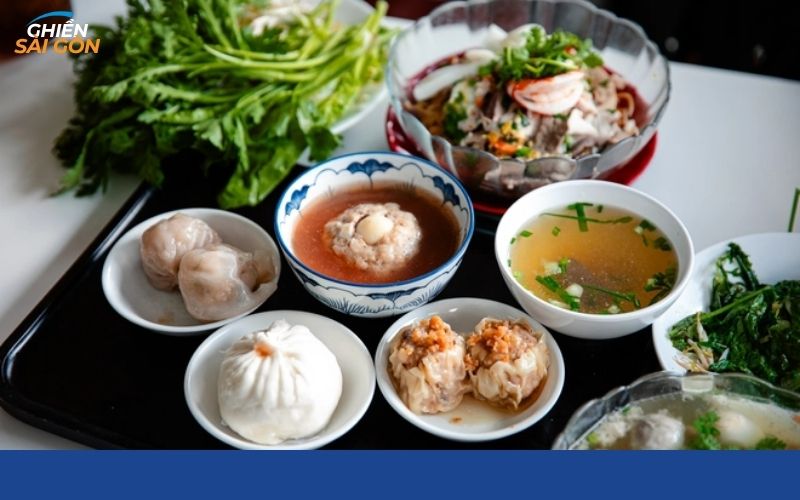 A noodle bowl at Lien Hua