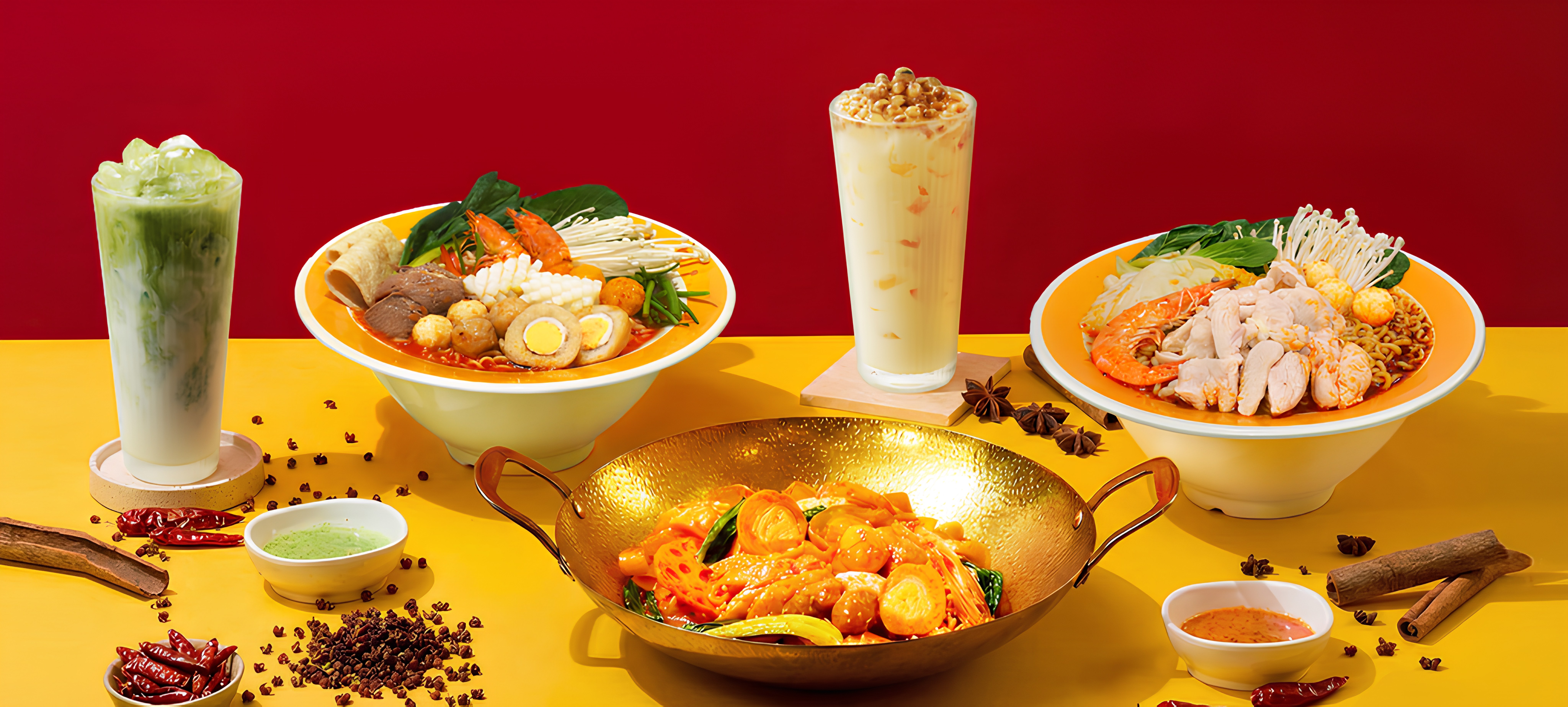 Mặt tiền Mala Panda buổi tối