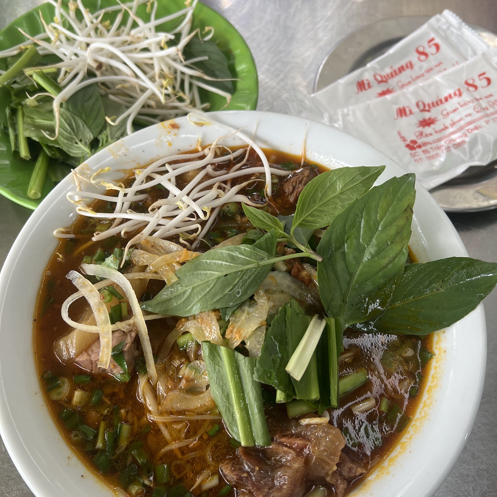 Không gian quán Mì Quảng 85 (đang chờ đợt chụp ảnh)