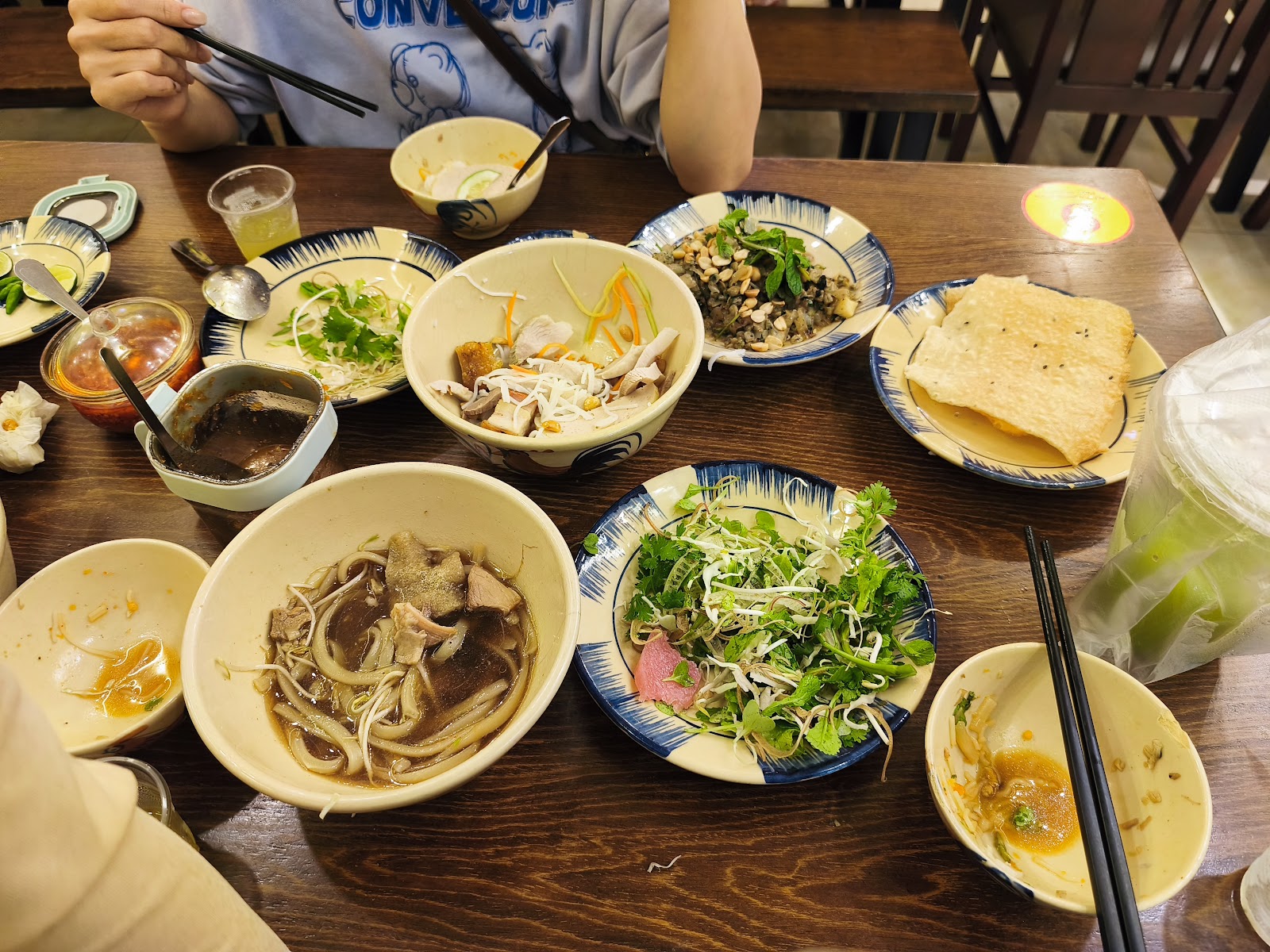 Cao lầu and bún mắm (pending the venue photo pass)