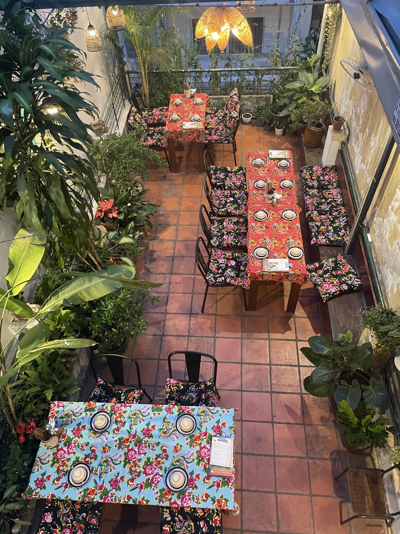 The Nhà Tú dining room, 129/4 Vo Van Tan