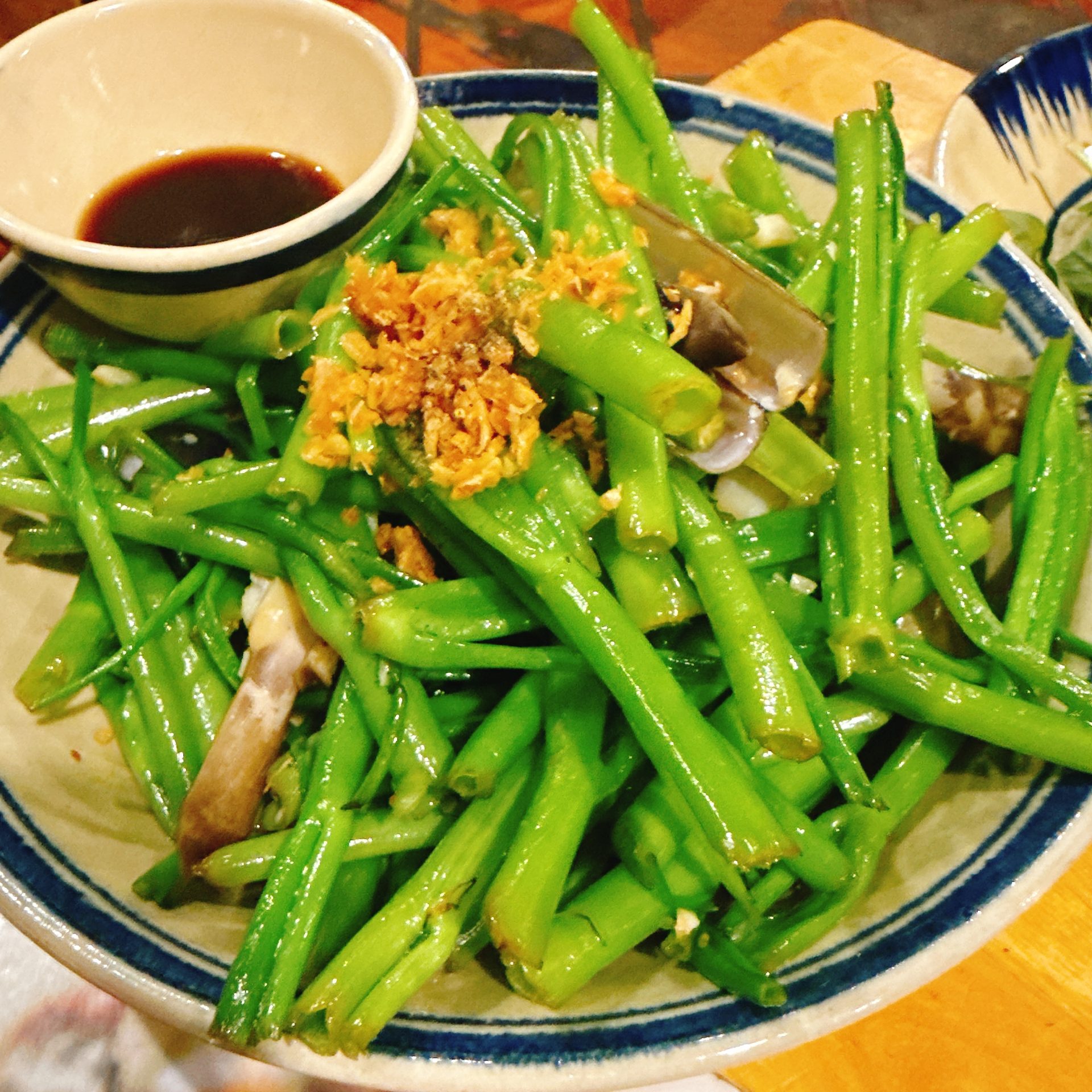 A plate of snails at Ốc Chị Em