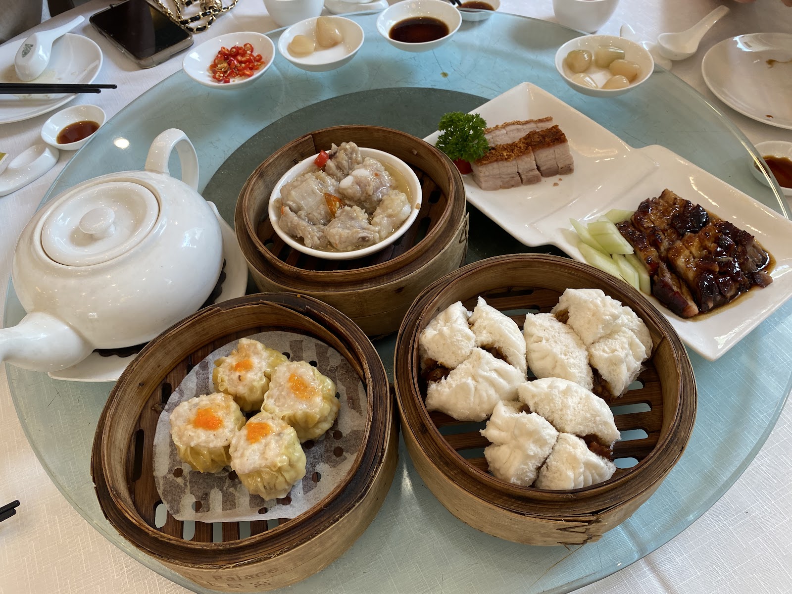 Vịt quay tại Ocean Palace