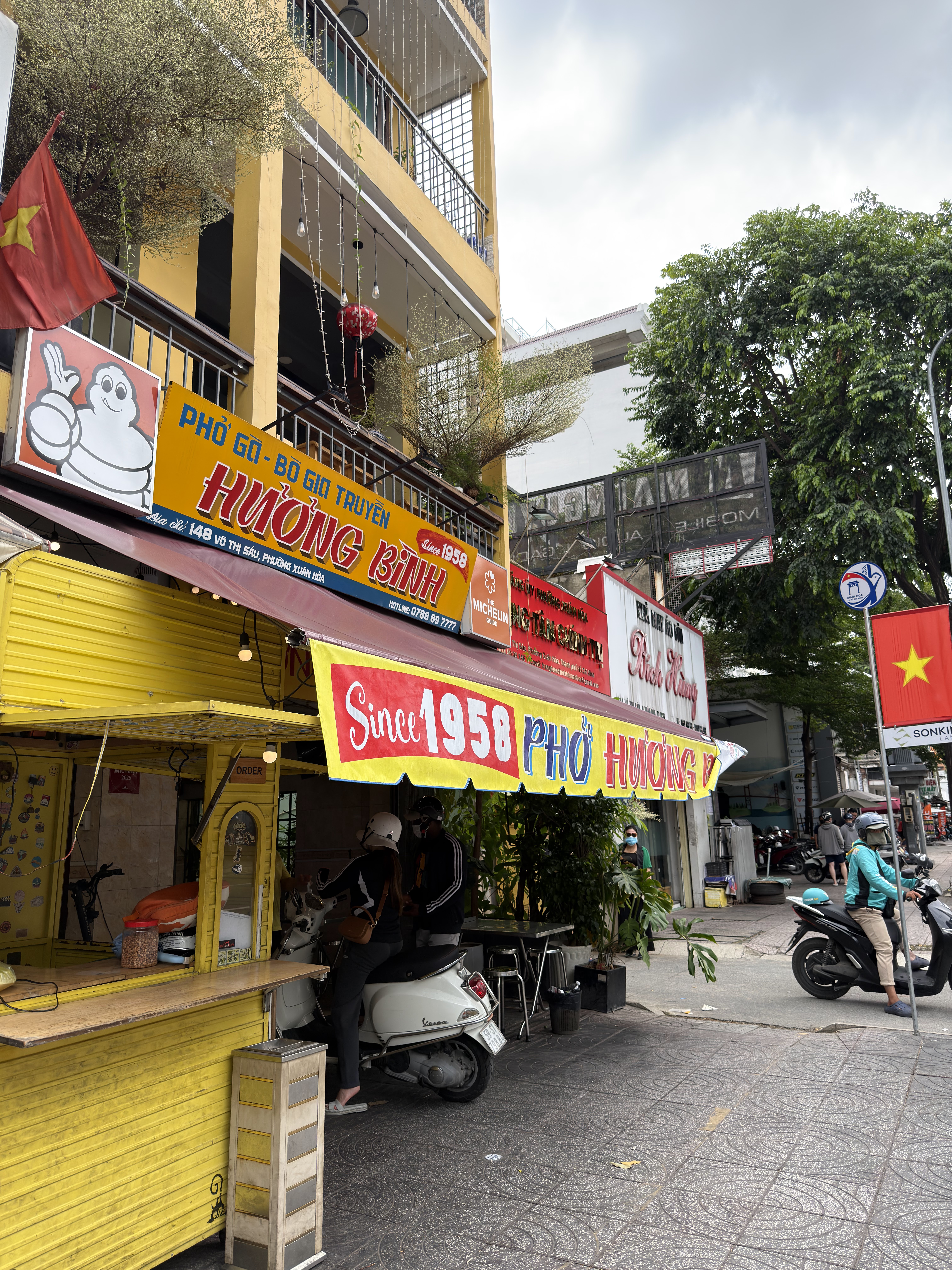 The "Since 1958" sign at Pho Huong Binh