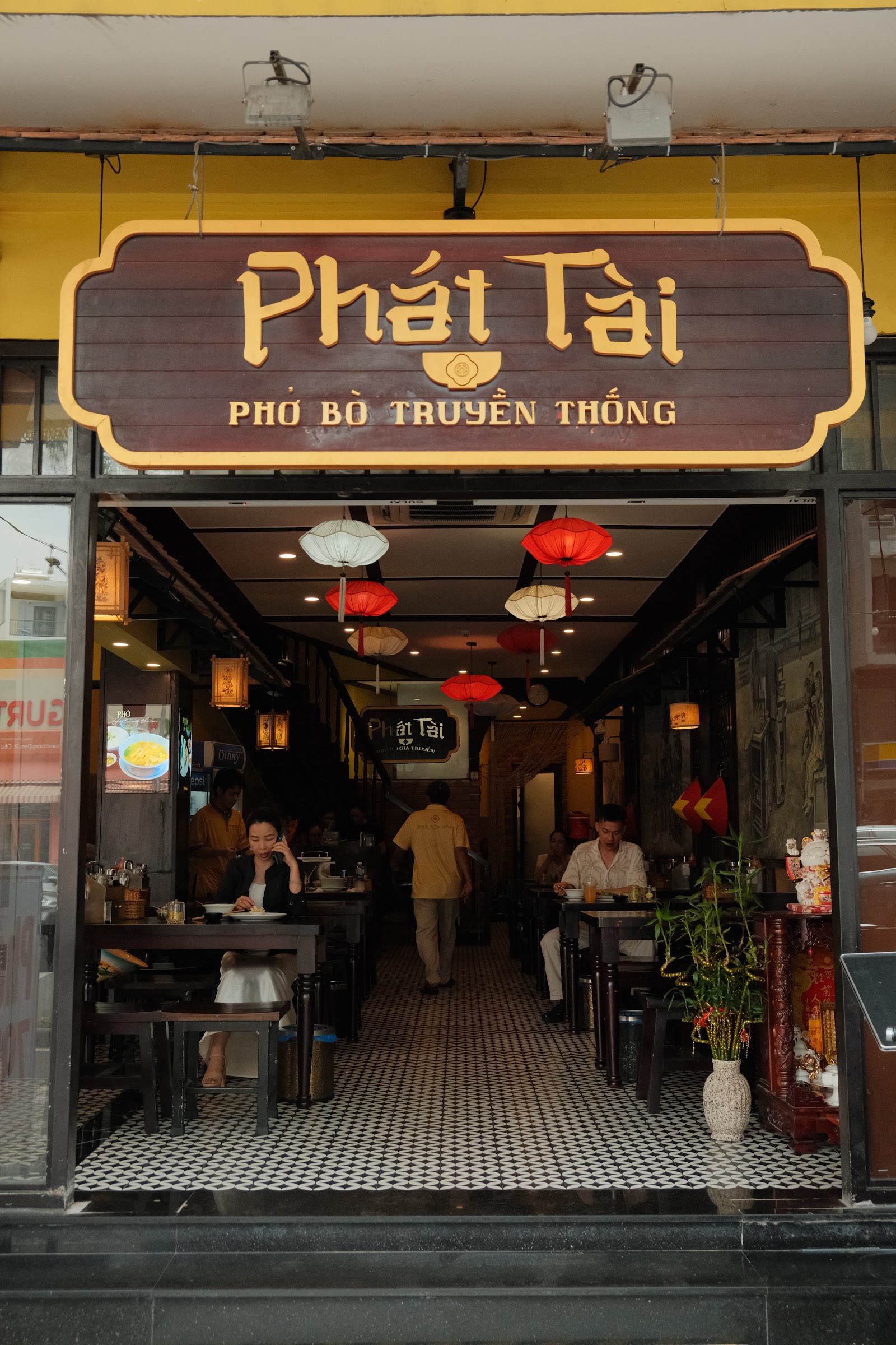 The Pho Phat Tai street front — 34-36 Tran Hung Dao, District 1