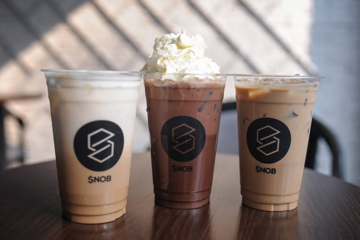 Ba ly Snob Coffee logo S