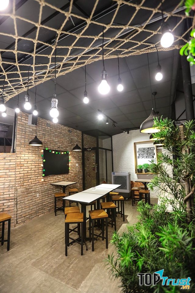 Stepup Coffee's ground floor by day