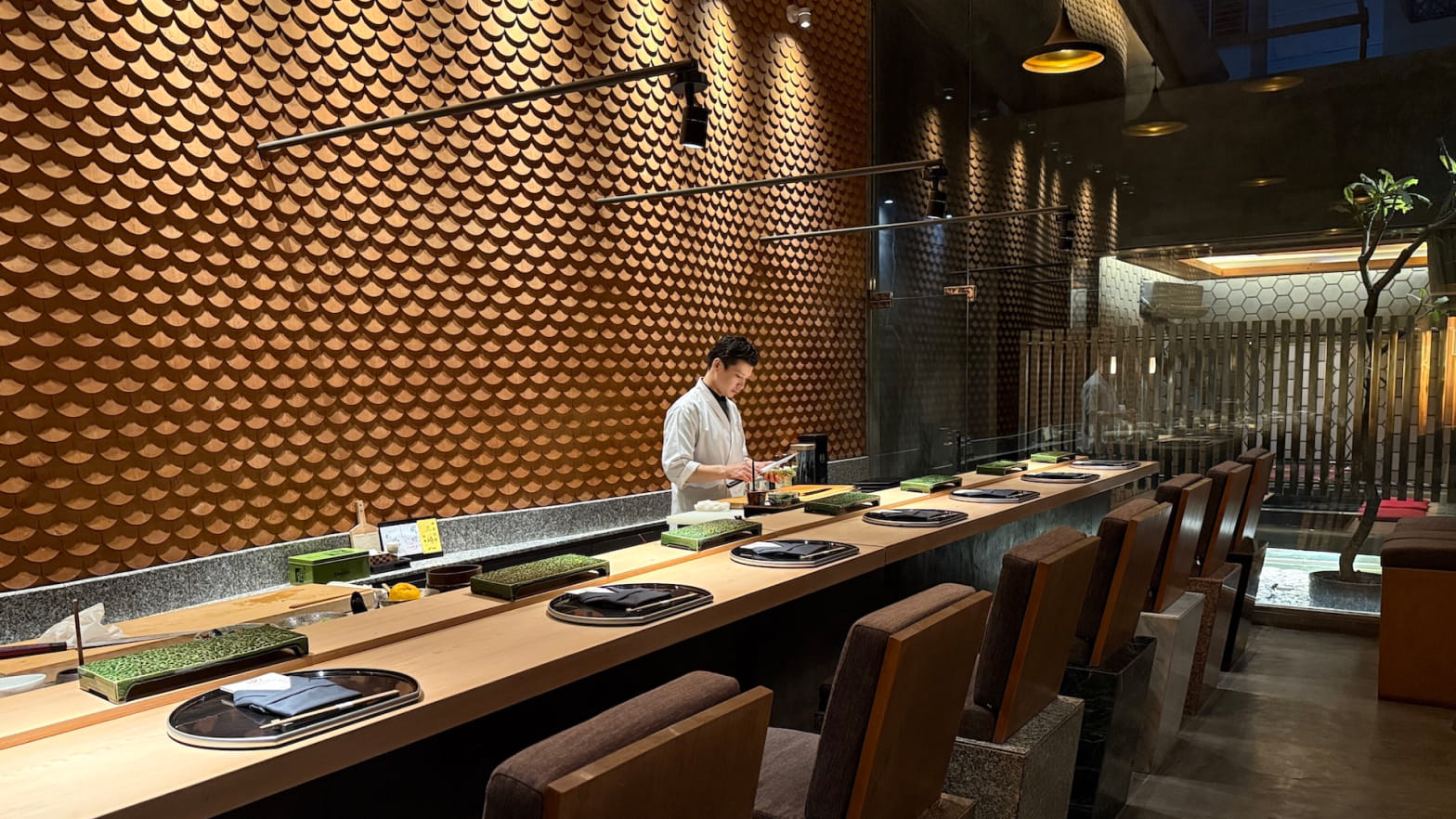 The 8-seat hinoki counter
