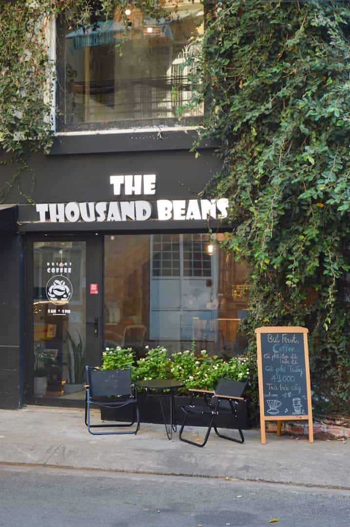 Mặt tiền quán trong hẻm