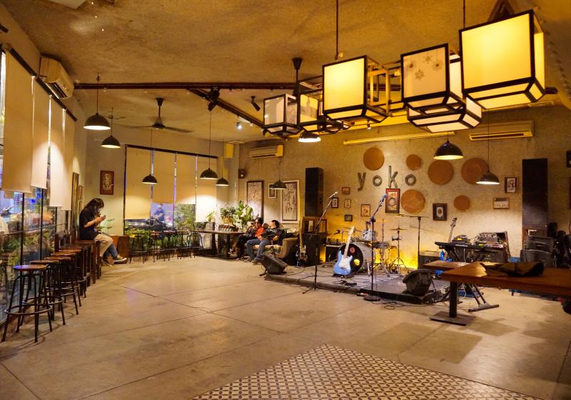 Yoko Saigon Bar & Cafe